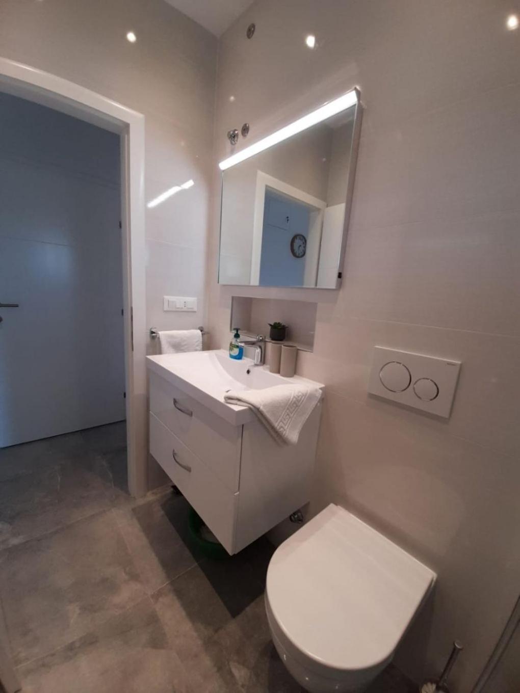Apartment Bilja ロゴズニッツァ エクステリア 写真